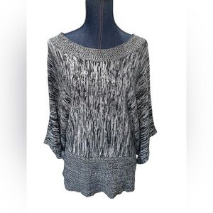 Brittany Grey kimono sleeved Top Size 1X. Excellent used condition.